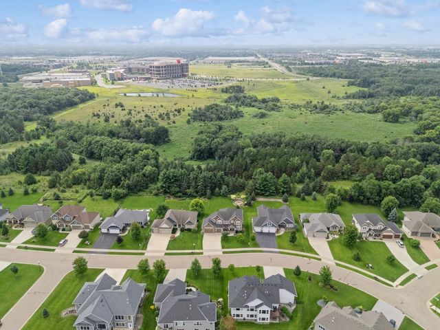 7317 103rd Avenue N, Brooklyn Park, MN 55445