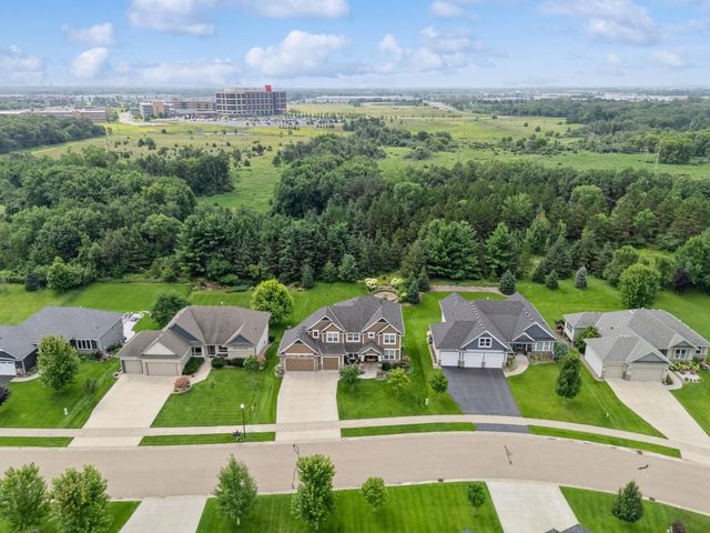 7317 103rd Avenue N, Brooklyn Park, MN 55445