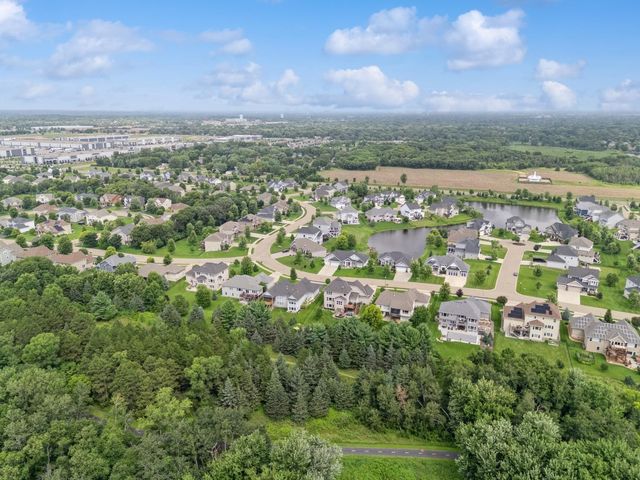 7317 103rd Avenue N, Brooklyn Park, MN 55445