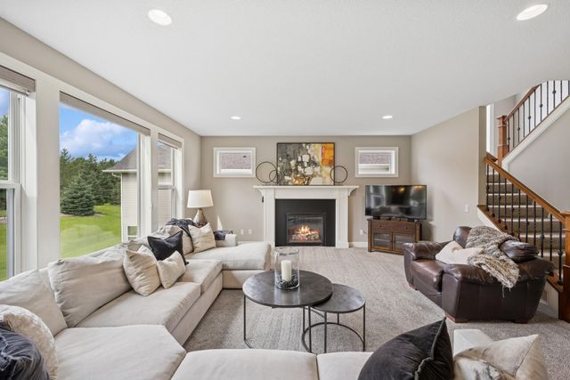 7317 103rd Avenue N, Brooklyn Park, MN 55445