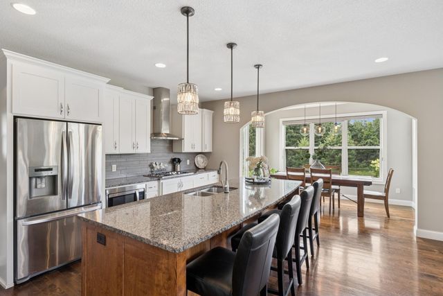 7317 103rd Avenue N, Brooklyn Park, MN 55445