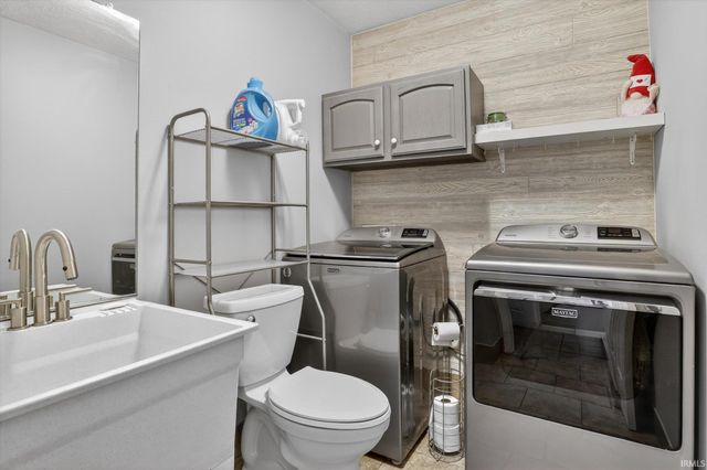 17543 Bentwood Drive, Goshen, IN 46526