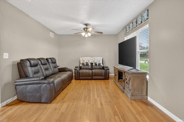 17543 Bentwood Drive, Goshen, IN 46526