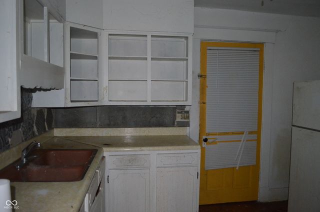 2442 Ethel Avenue, Indianapolis, IN 46208