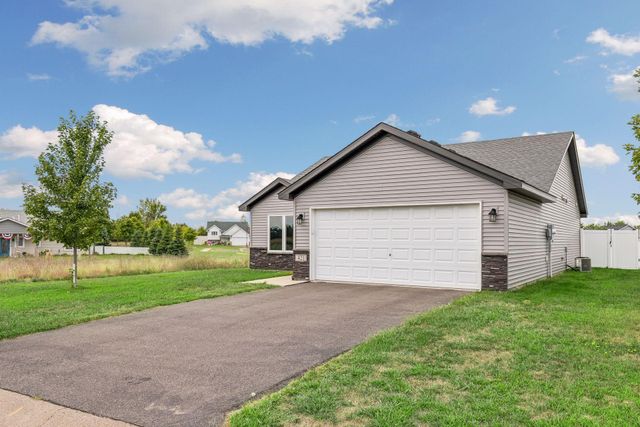 421 Staples Road, Osceola, WI 54020