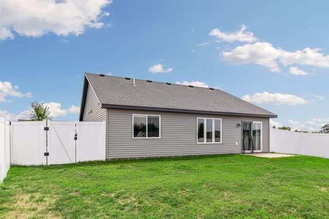 421 Staples Road, Osceola, WI 54020