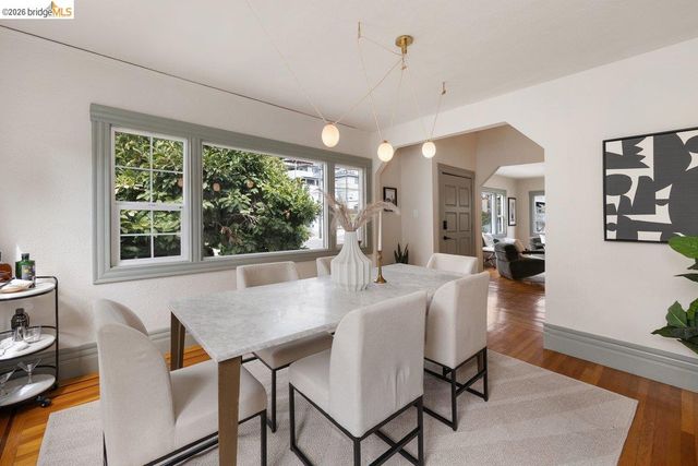 548 Wesley Ave, Oakland, CA 94606