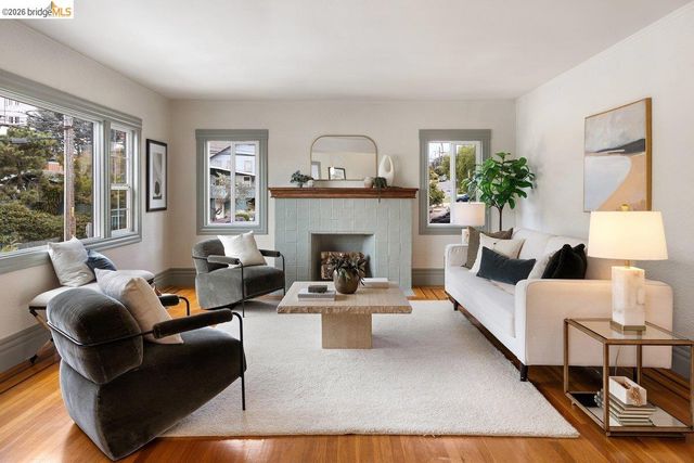 548 Wesley Ave, Oakland, CA 94606