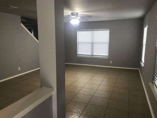 109 Cypress CT, San Marcos, TX 78666