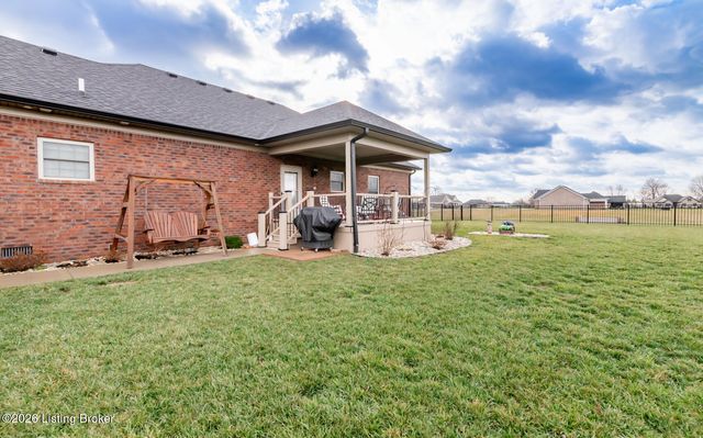 130 Megan Dr, Shepherdsville, KY 40165