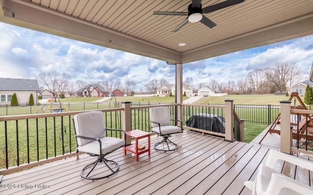 130 Megan Dr, Shepherdsville, KY 40165