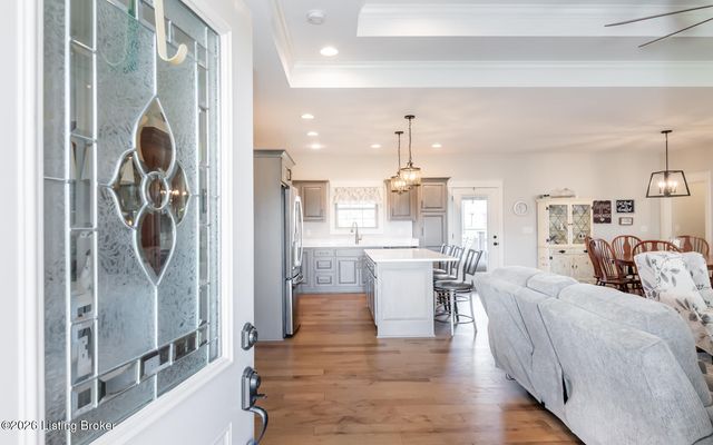 130 Megan Dr, Shepherdsville, KY 40165