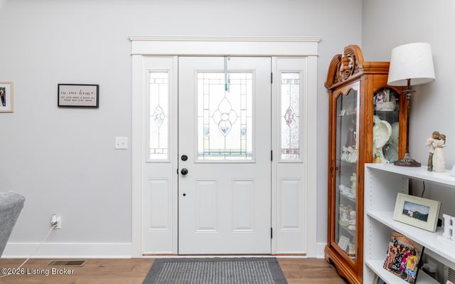 130 Megan Dr, Shepherdsville, KY 40165