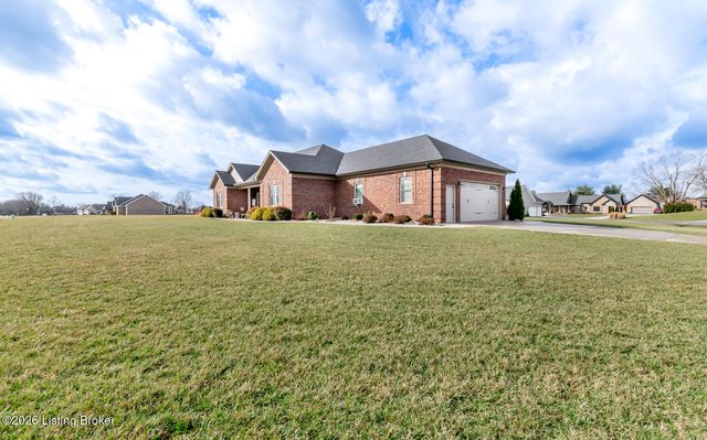 130 Megan Dr, Shepherdsville, KY 40165