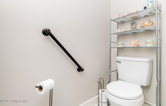 130 Megan Dr, Shepherdsville, KY 40165