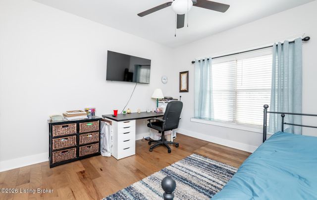 130 Megan Dr, Shepherdsville, KY 40165