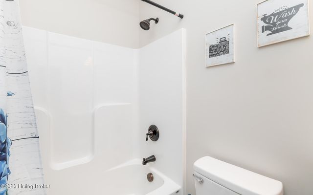 130 Megan Dr, Shepherdsville, KY 40165