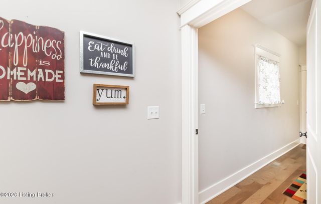 130 Megan Dr, Shepherdsville, KY 40165