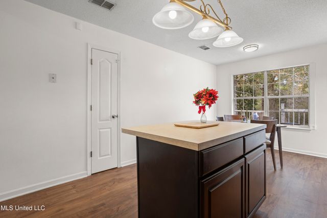 11888 Bell Avenue, Biloxi, MS 39532