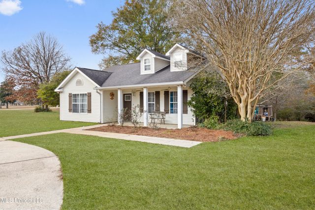 11888 Bell Avenue, Biloxi, MS 39532