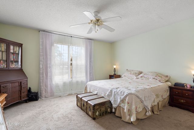 11888 Bell Avenue, Biloxi, MS 39532