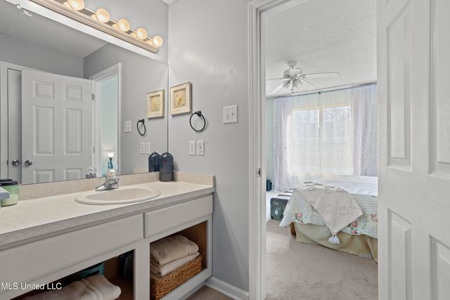 11888 Bell Avenue, Biloxi, MS 39532