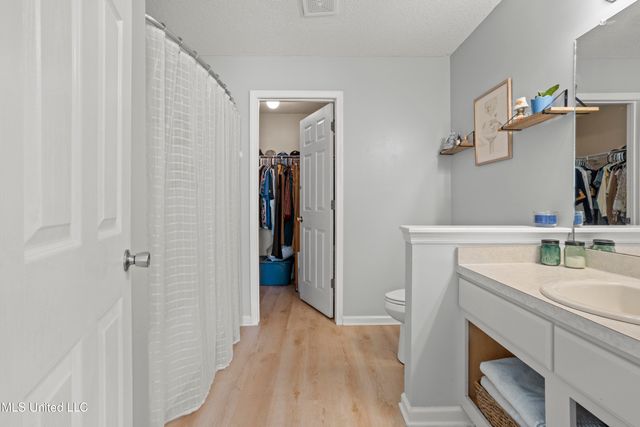 11888 Bell Avenue, Biloxi, MS 39532