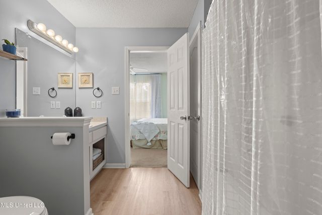 11888 Bell Avenue, Biloxi, MS 39532