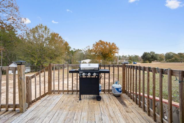 11888 Bell Avenue, Biloxi, MS 39532