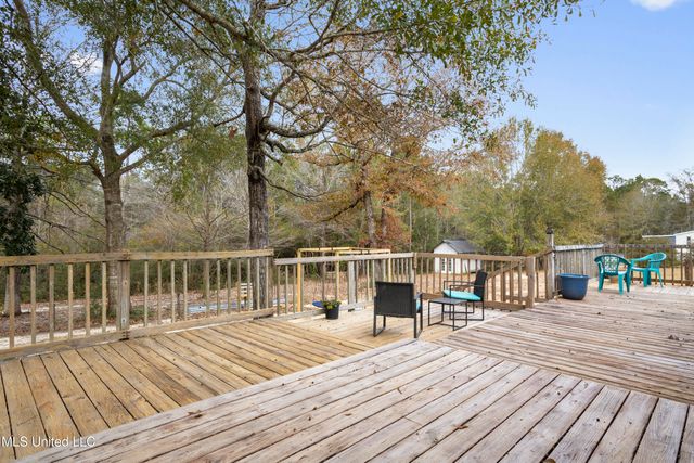 11888 Bell Avenue, Biloxi, MS 39532