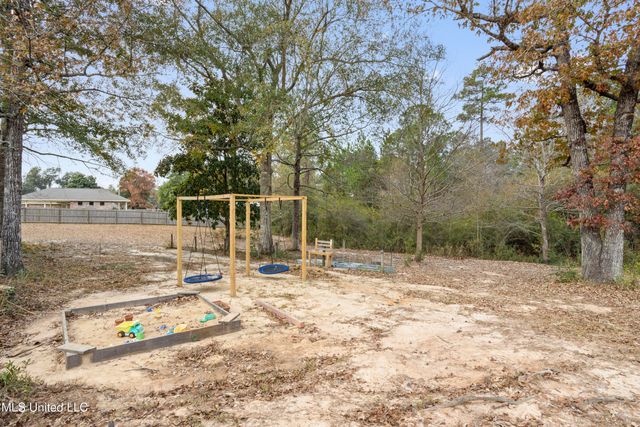 11888 Bell Avenue, Biloxi, MS 39532