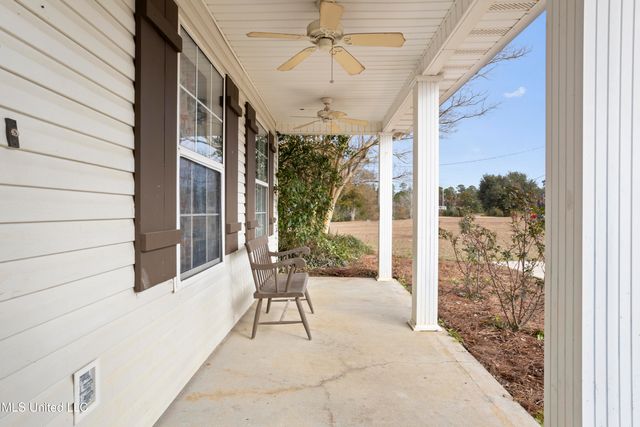 11888 Bell Avenue, Biloxi, MS 39532