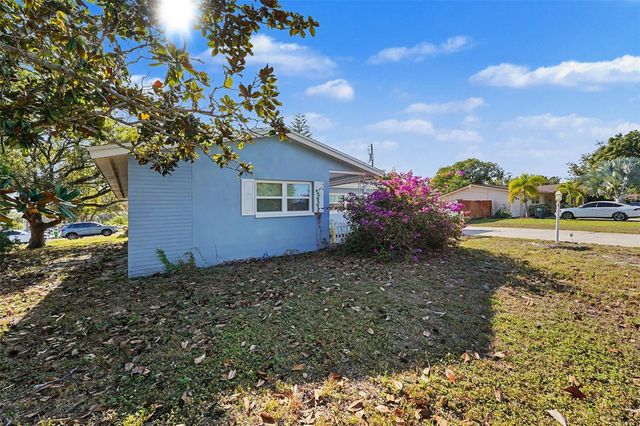 2111 TIMBER LANE, Clearwater, FL 33763