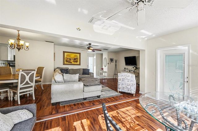 2111 TIMBER LANE, Clearwater, FL 33763