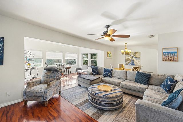 2111 TIMBER LANE, Clearwater, FL 33763