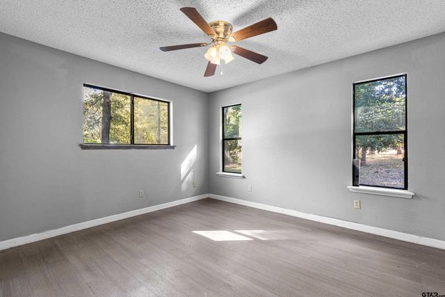 473 Meadow View, Holly Lake Ranch, TX 75765