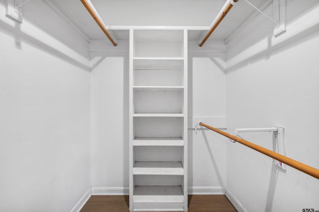 473 Meadow View, Holly Lake Ranch, TX 75765