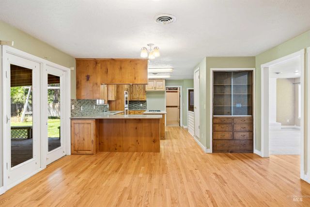 727 Mae Dr, Twin Falls, ID 83301