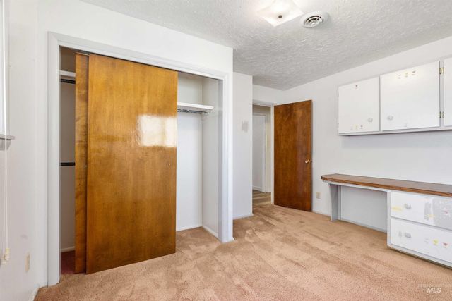 727 Mae Dr, Twin Falls, ID 83301