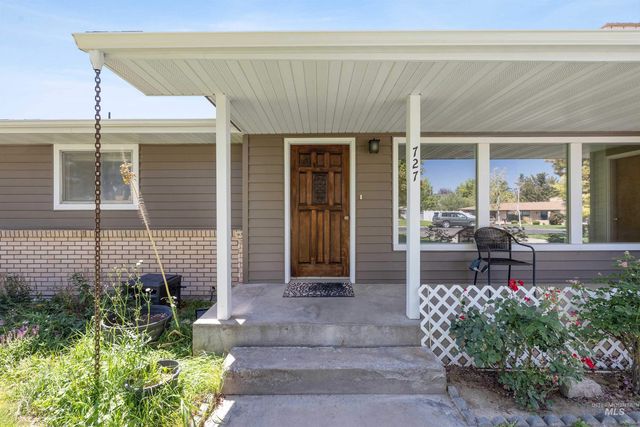 727 Mae Dr, Twin Falls, ID 83301