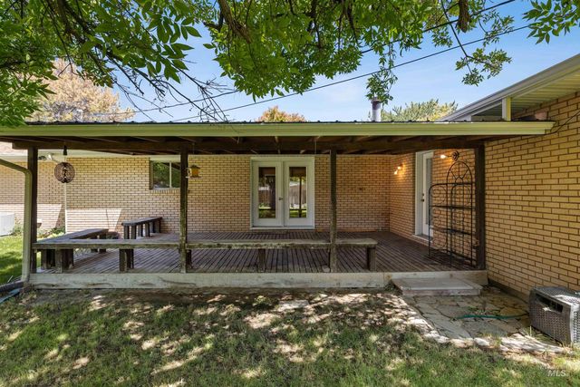 727 Mae Dr, Twin Falls, ID 83301