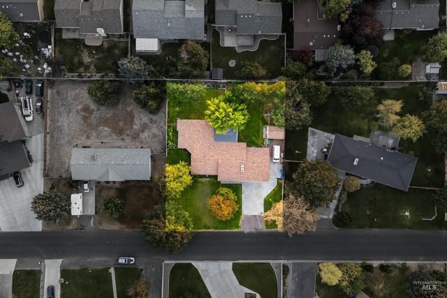 727 Mae Dr, Twin Falls, ID 83301