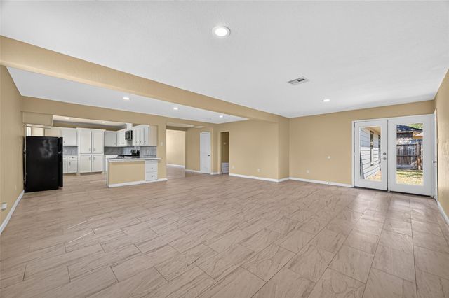 2302 Norman Street, Pasadena, TX 77506