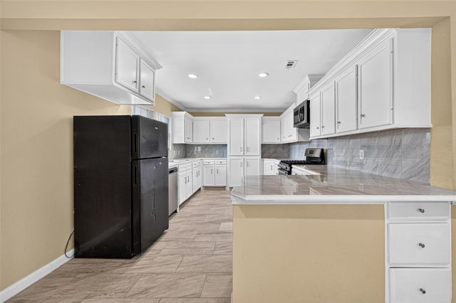 2302 Norman Street, Pasadena, TX 77506