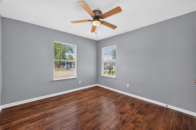 2302 Norman Street, Pasadena, TX 77506