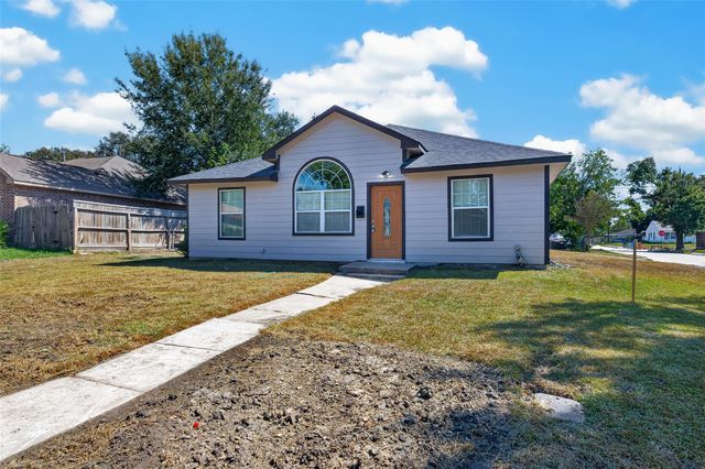 2302 Norman Street, Pasadena, TX 77506