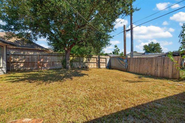 2302 Norman Street, Pasadena, TX 77506