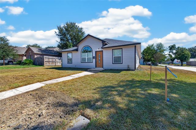 2302 Norman Street, Pasadena, TX 77506