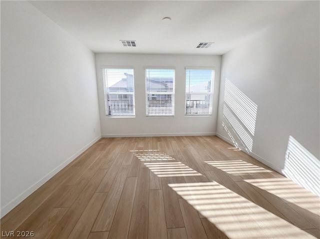 4242 Vivenda Street 1, Las Vegas, NV 89115