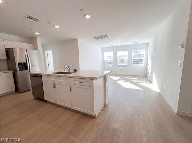 4242 Vivenda Street 1, Las Vegas, NV 89115